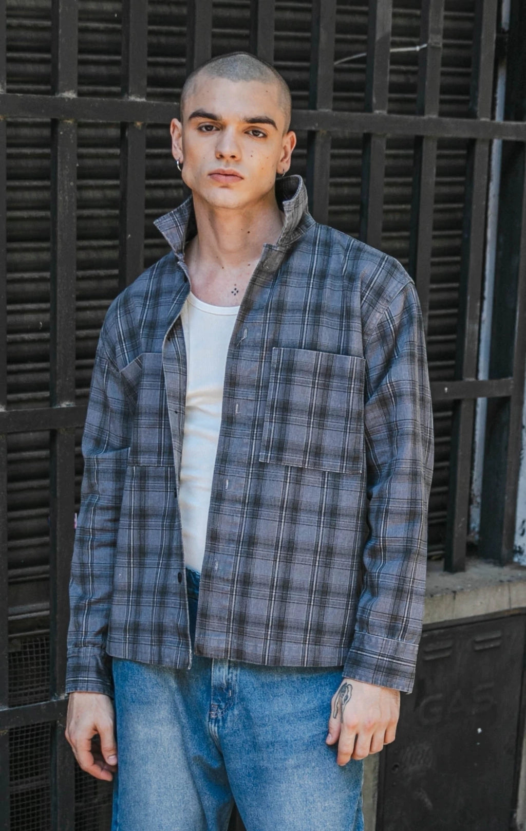 CAMISACO DE GABARDINA BEN A CUADROS GRIS M