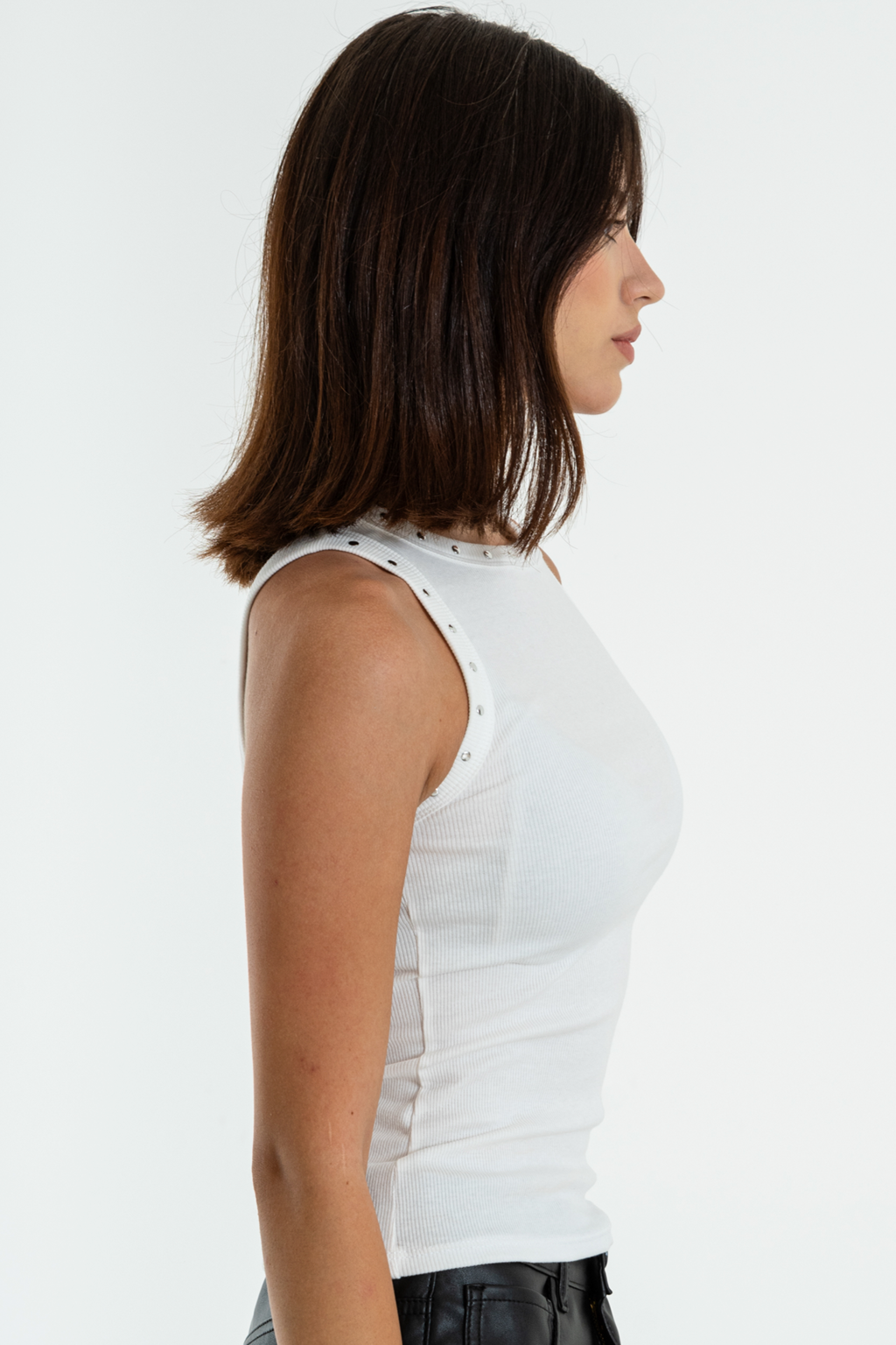 ISOS MUSCULOSA DE MORLEY CON TACHAS EN LOS BORDES CAMEL M