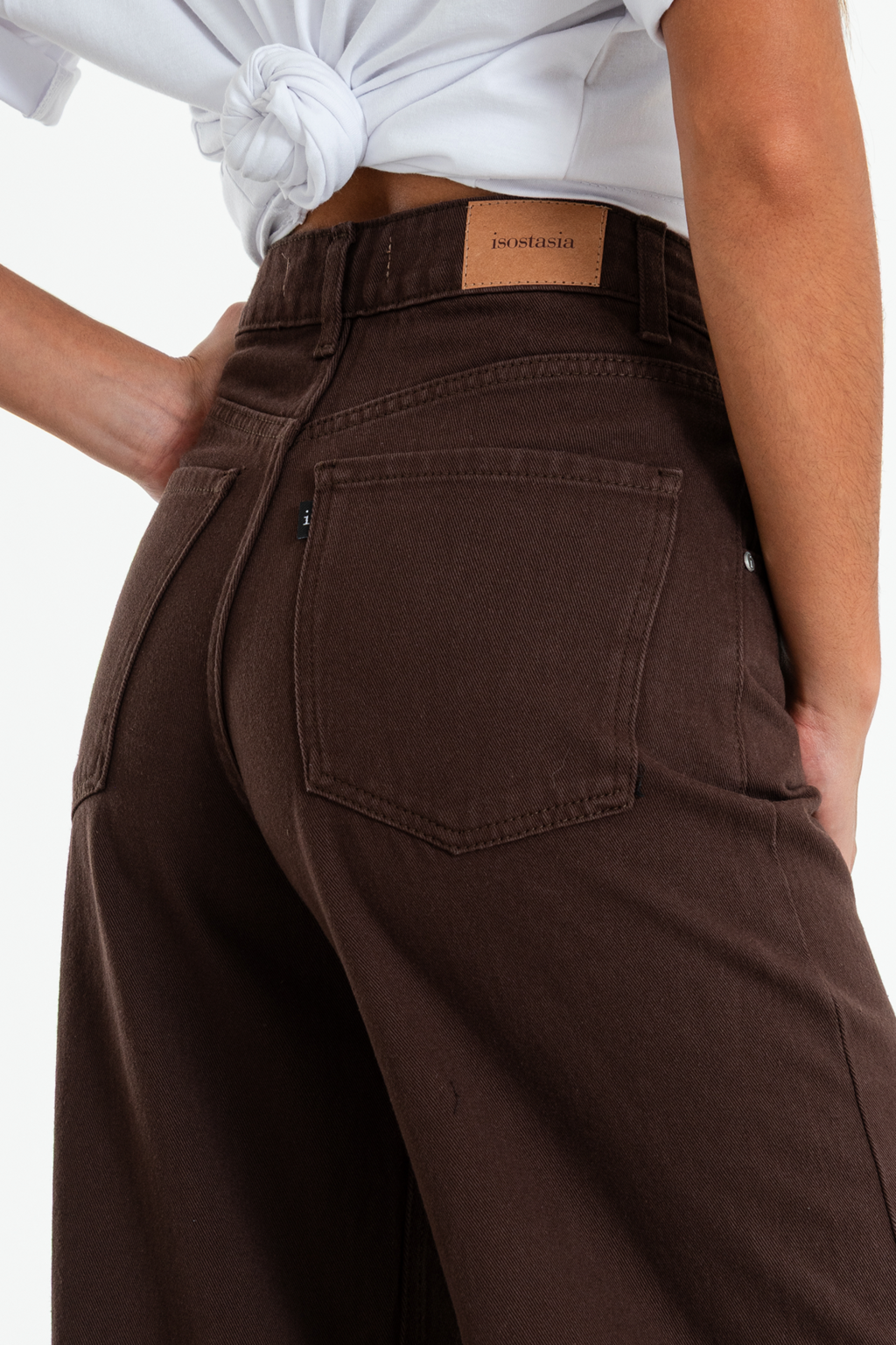 ISOS CHOCO WIDE LEG RIGIDO TIRO ALTO MARRON 34