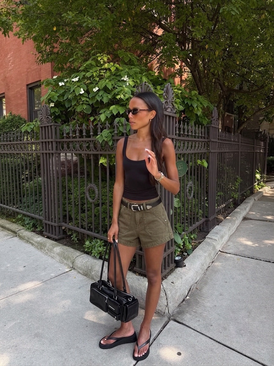 SHORT ANTONELLA