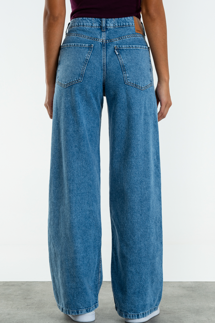 ISOS JEANS AZUL MEDIO CLASICO TIRO ALTO
