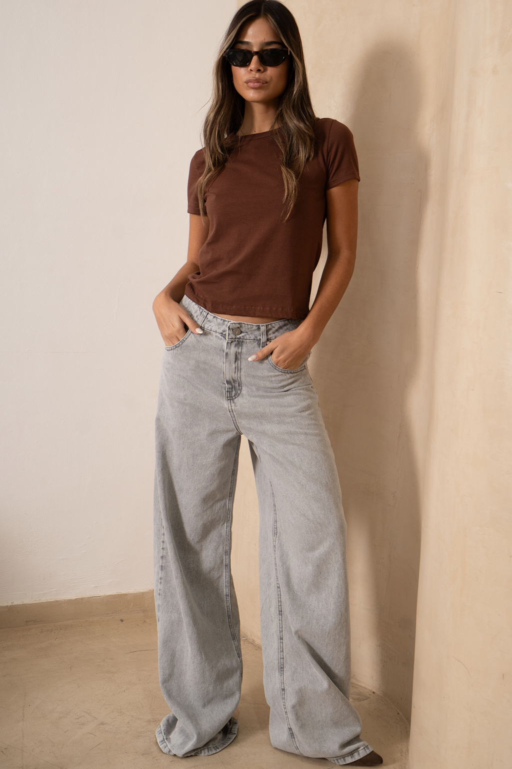 ISOS WIDE LEG TIRO ALTO RIGIDO RUEDO NORMAL GRIS CLARO
