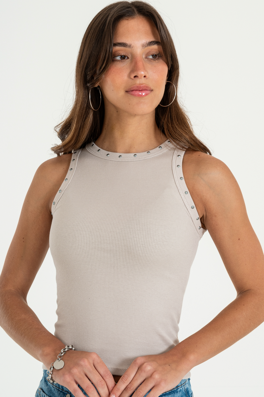 ISOS MUSCULOSA DE MORLEY CON TACHAS EN LOS BORDES BEIGE