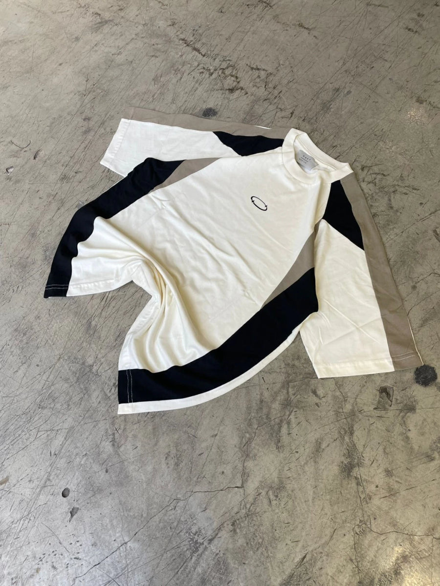 REMERA C/ RECORTES NEGRO XL
