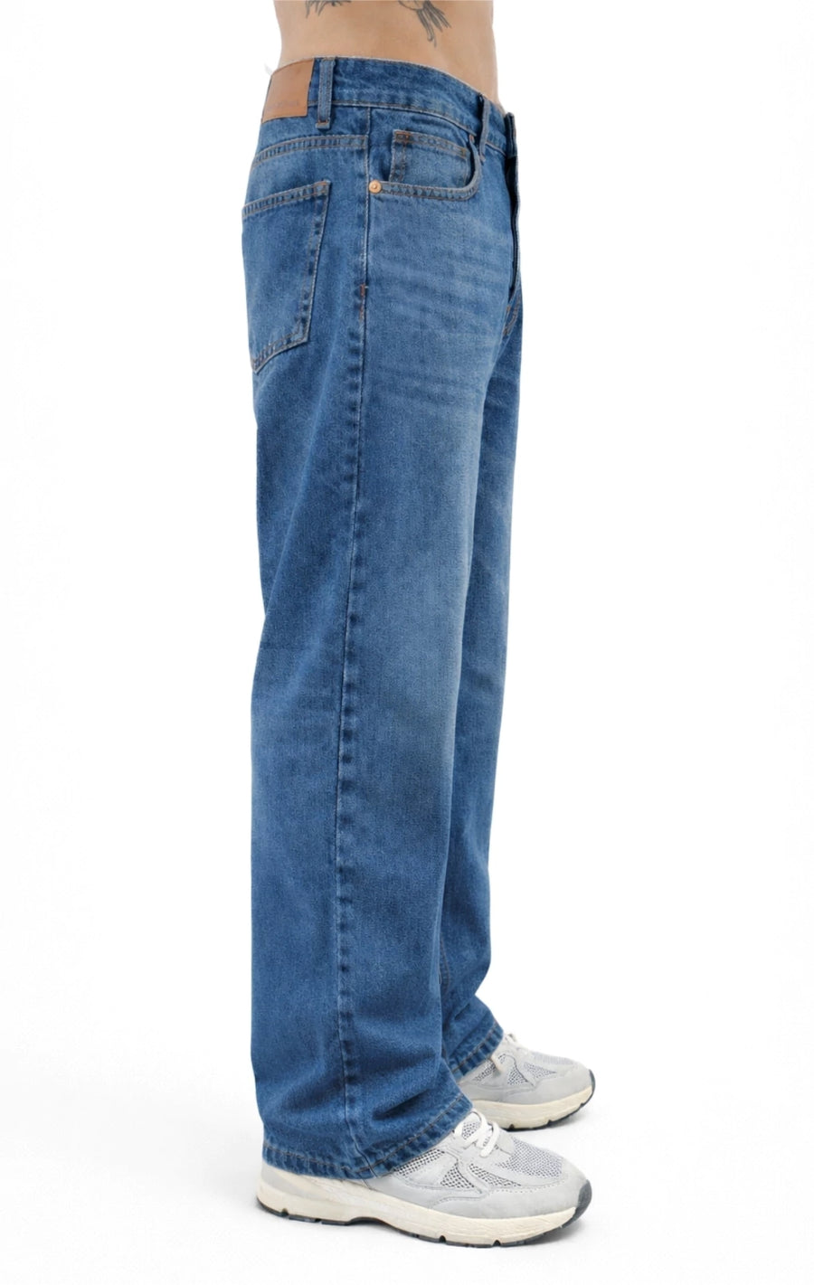 JEANS RECTO RÍGIDO AZUL